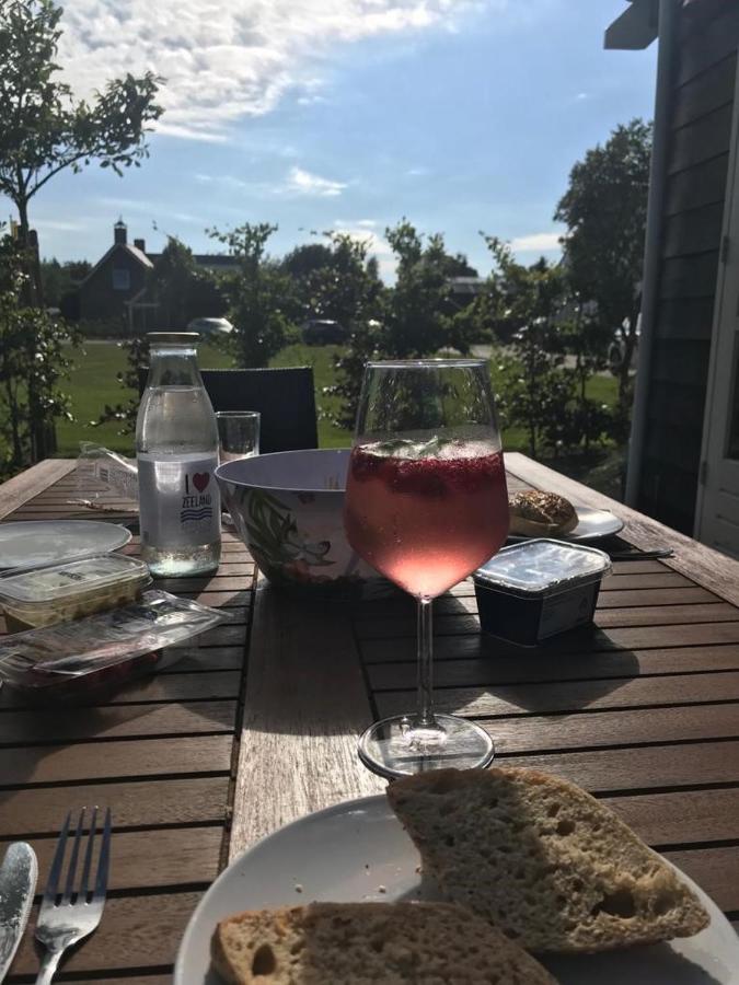 't Schouws Uusje Holiday home *